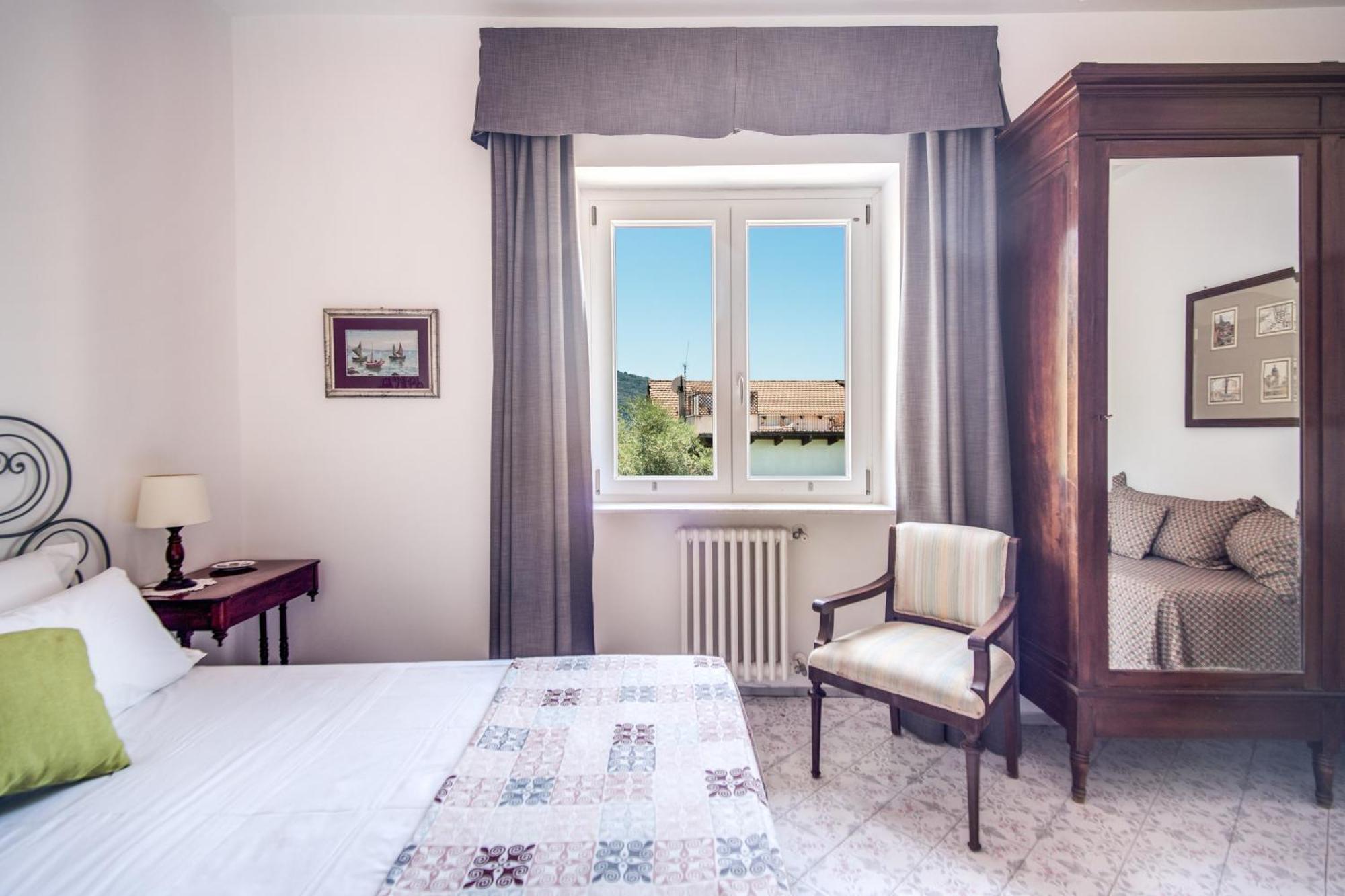 M Suites Sorrento Luaran gambar